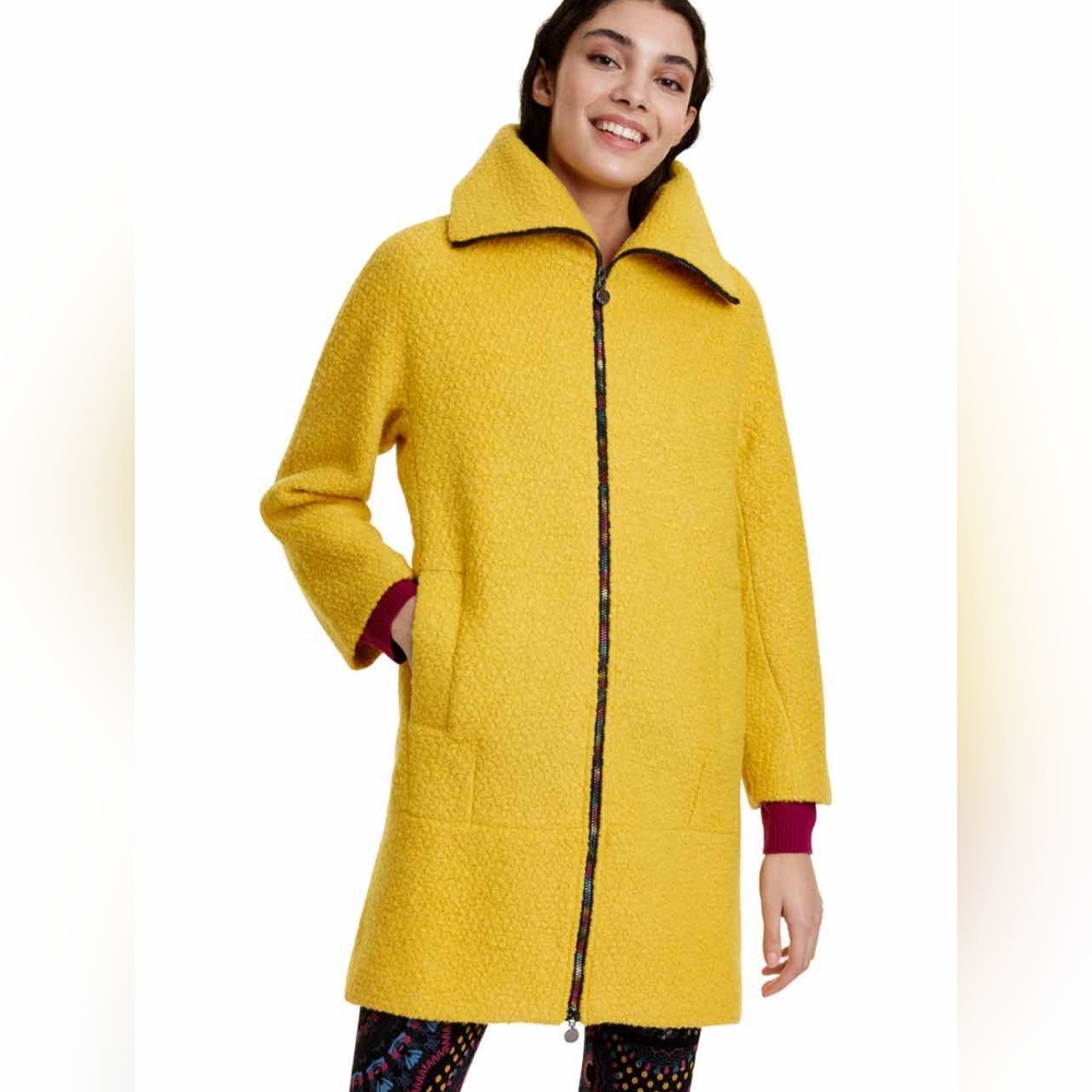 Desigual Land Overcoat in Solar Power Yellow Size 38/S